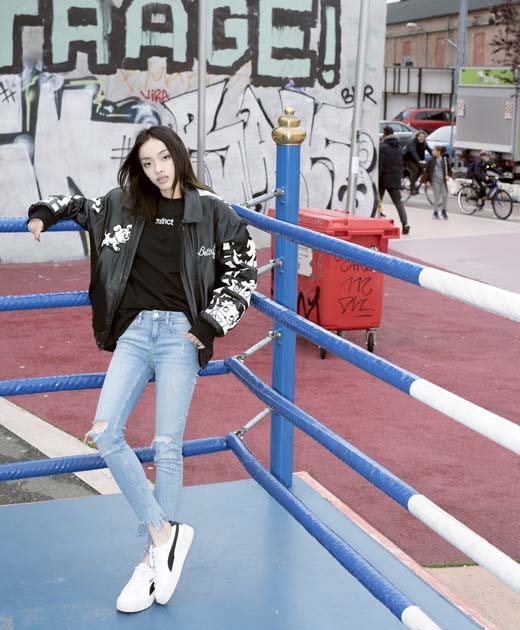 刘柏辛 副本.jpg